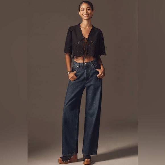 Crop Tie-Front Top
Anthropologie
In: Black - Picture 2 of 4